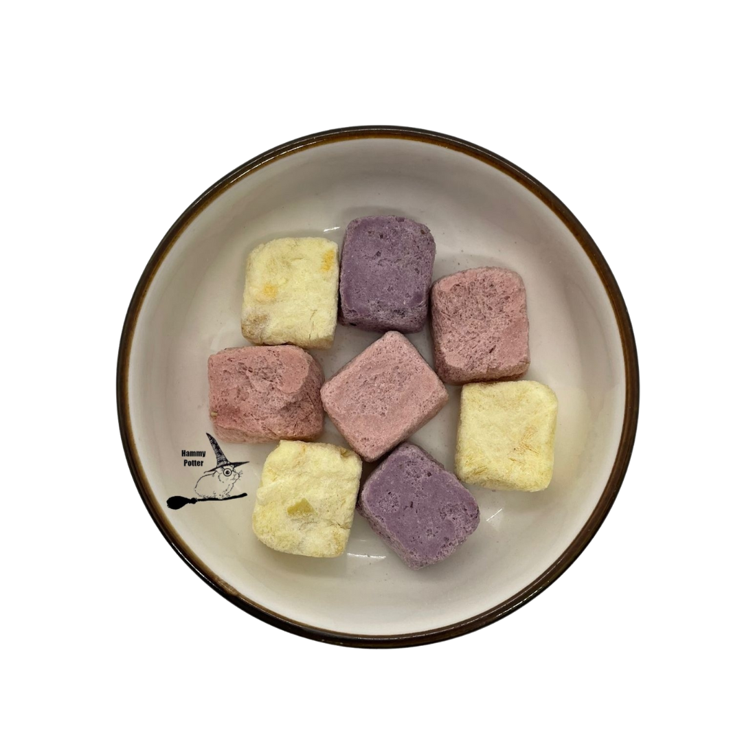 Freeze dried yogurt cubes